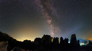 Meteora: Among the top 8 destinations in the world for stargazing