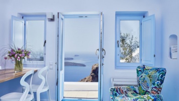 Astra Suites in Santorini is the best four star hotel in Greece for 2018
