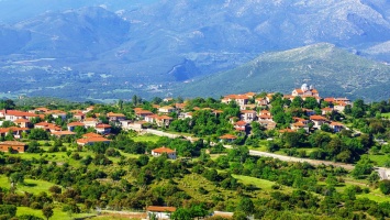 Elliniko: The ideal village for nature lovers in the heart of Peloponnese 