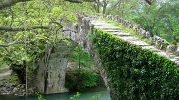 The bridges of Zagori: Numerous, beautiful and of historical importance