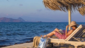 Διακοπές στην Ελλάδα προτείνει η Times για τον μήνα Οκτώβριο