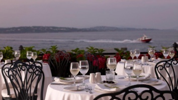 On the Verandah Restaurant: A great dining experience at the legendary, awarded verandah of Poseidonion in Spetses