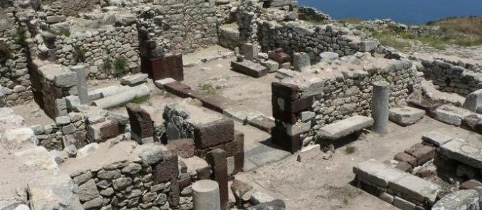 Akrotiri archeological site: Just a glimpse of Santorini’s history
