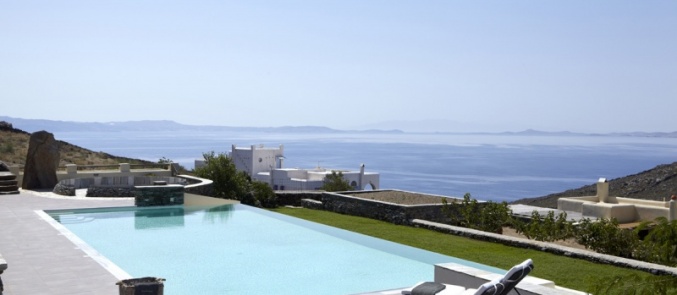 Diles & Rinies: Offer for a private Holy Spirit escape to Tinos