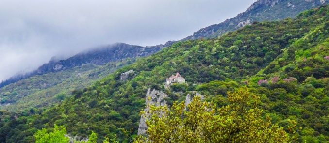 Elliniko: A well-hidden village in Peloponnese to fall in love with