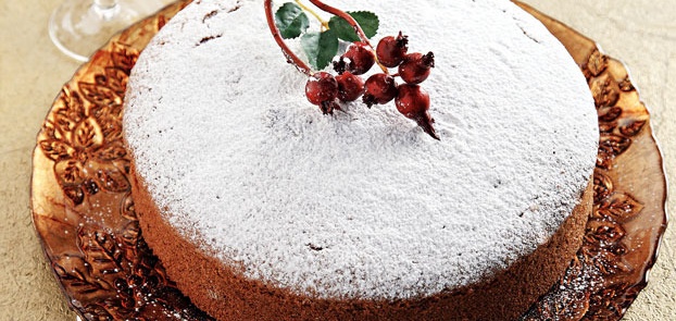 The ritual and recipe of the traditional “Vassilopita” New Year’s cake