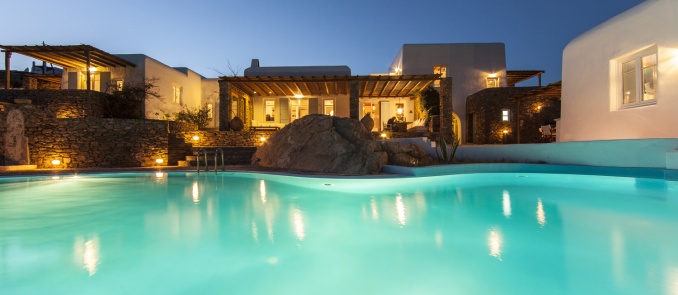 Enjoy a highly experiential stay at Villa Dolce Vita in Mykonos