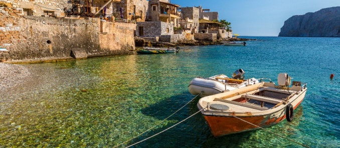 Gerolimenas: The seaside village in Peloponnese with a Sicilian scent