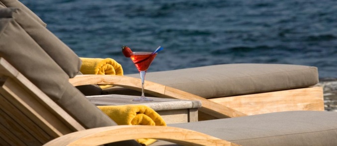 Molos: A new bar by the sea at Kyrimai Hotel