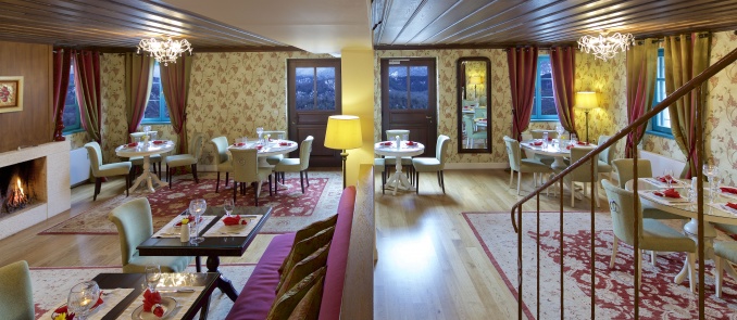 Διαγωνισμός Ρυθμός 9.49-Trésor Hotels: Κερδίστε πολυτελή διαμονή στο Zagori Suites