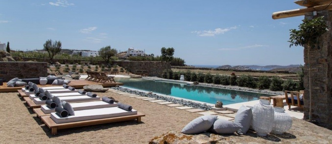 Portes Mykonos: VIP delights at the brand-new member of Trésor Hotels & Resorts in Mykonos