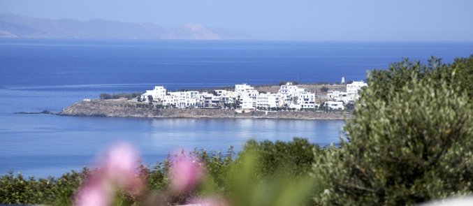 Diles & Rinies: Spring escape to Tinos island on March 25